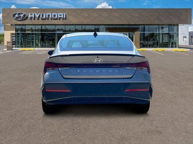 new 2025 Hyundai Elantra car, priced at $23,039