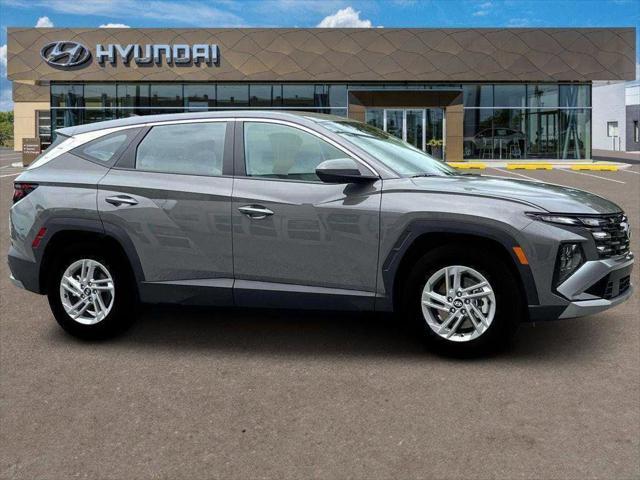 new 2025 Hyundai Tucson car, priced at $28,106