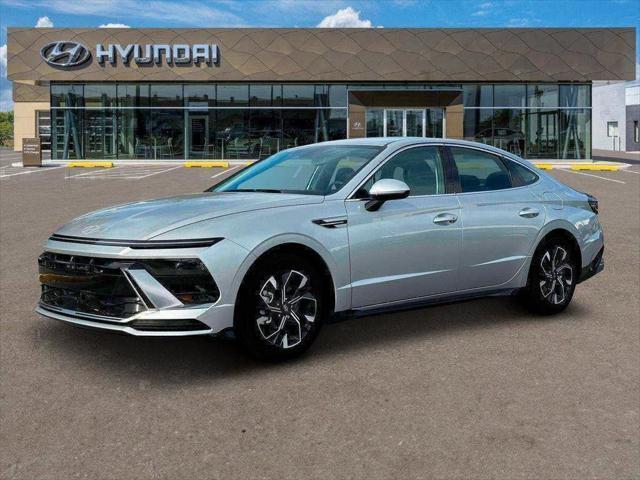 new 2025 Hyundai Sonata car, priced at $30,152