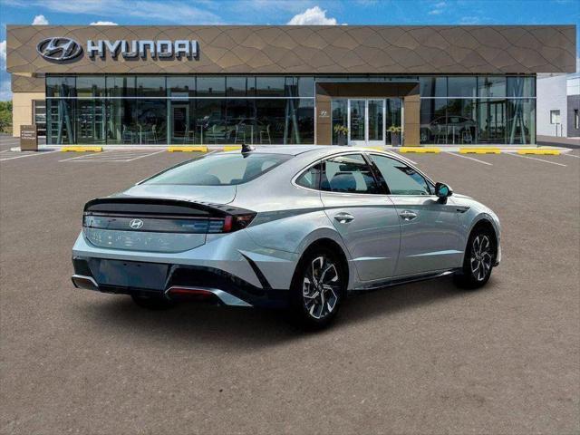new 2025 Hyundai Sonata car, priced at $30,152
