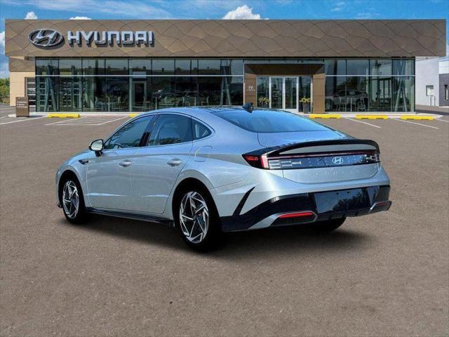 new 2025 Hyundai Sonata car, priced at $30,353