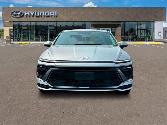 new 2025 Hyundai Sonata Hybrid car, priced at $30,757