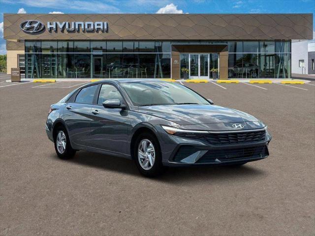 new 2024 Hyundai Elantra car, priced at $19,587