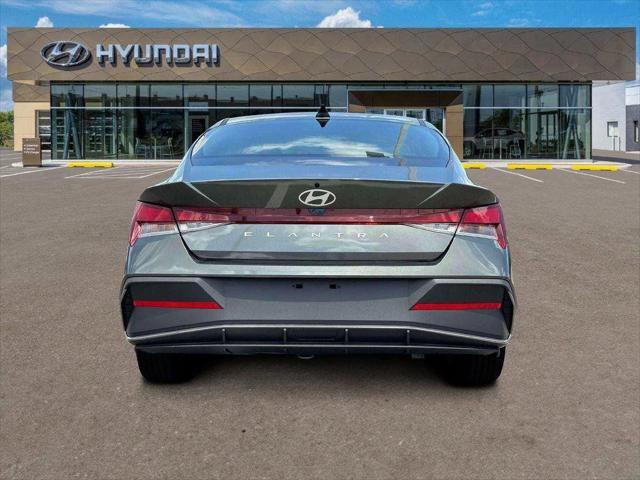 new 2024 Hyundai Elantra car, priced at $19,587