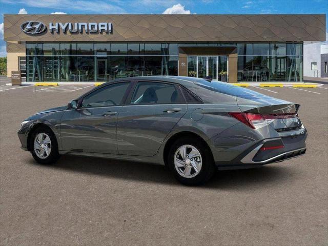 new 2024 Hyundai Elantra car, priced at $19,587