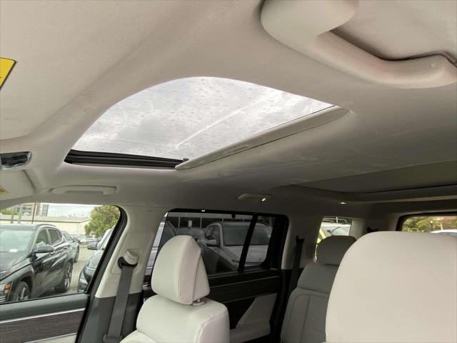 new 2024 Hyundai Santa Fe car, priced at $45,403