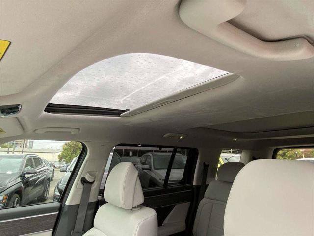 new 2024 Hyundai Santa Fe car, priced at $45,403