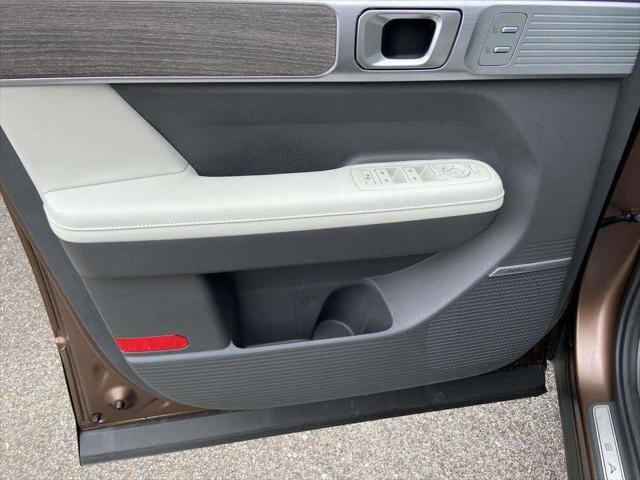 new 2024 Hyundai Santa Fe car, priced at $45,403