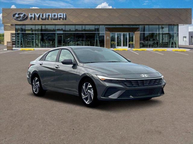 new 2025 Hyundai Elantra car, priced at $23,026