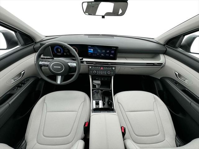 new 2025 Hyundai Tucson car, priced at $28,106