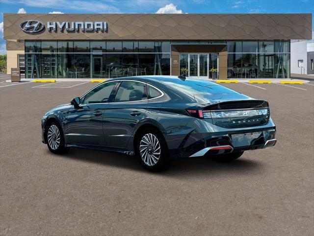 new 2025 Hyundai Sonata Hybrid car, priced at $37,067