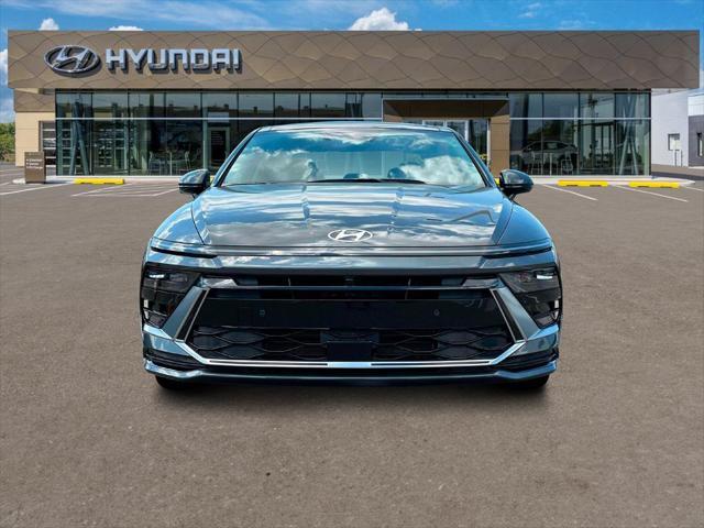 new 2025 Hyundai Sonata Hybrid car, priced at $37,067