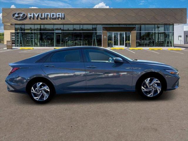 new 2025 Hyundai Elantra car, priced at $23,023