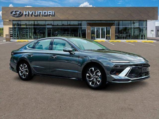 new 2025 Hyundai Sonata car, priced at $27,269