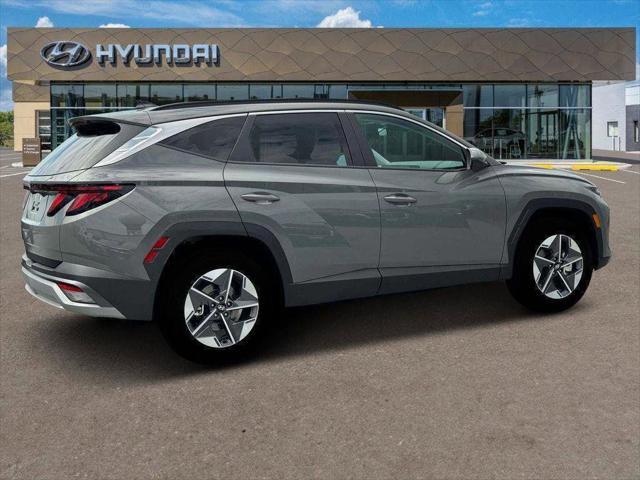 new 2025 Hyundai Tucson car, priced at $29,940