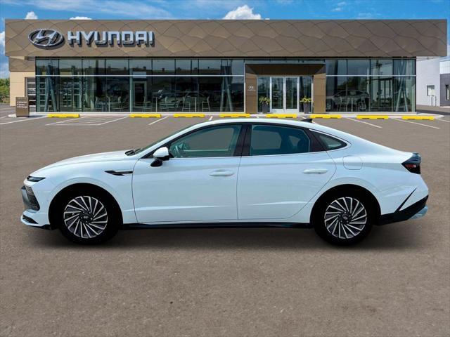 new 2025 Hyundai Sonata Hybrid car, priced at $37,544