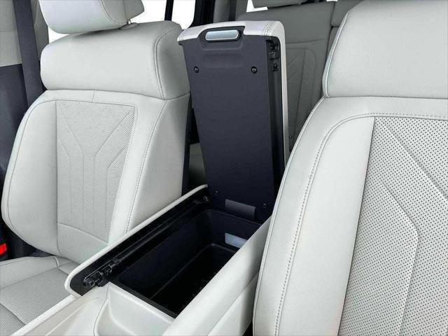 new 2025 Hyundai Santa Fe car, priced at $37,040
