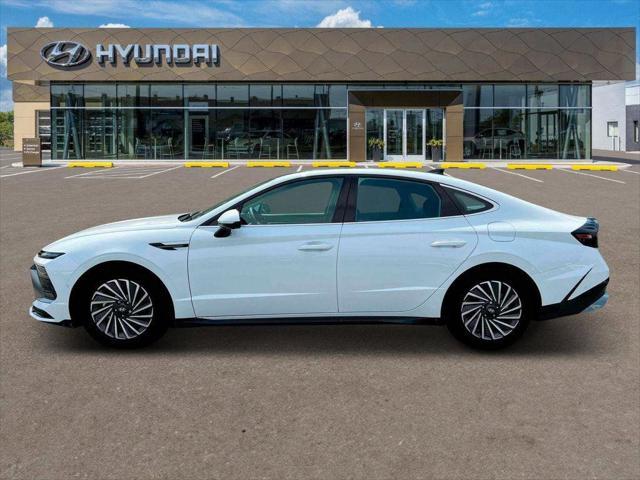 new 2025 Hyundai Sonata Hybrid car, priced at $37,575