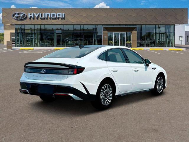 new 2025 Hyundai Sonata Hybrid car, priced at $37,575