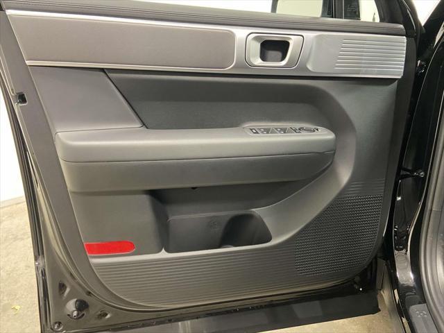 new 2025 Hyundai Santa Fe car, priced at $33,013