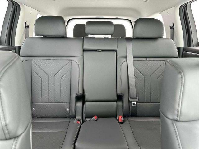 new 2025 Hyundai Santa Fe car, priced at $37,160