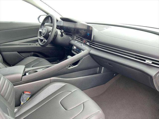 new 2025 Hyundai Elantra car, priced at $30,061
