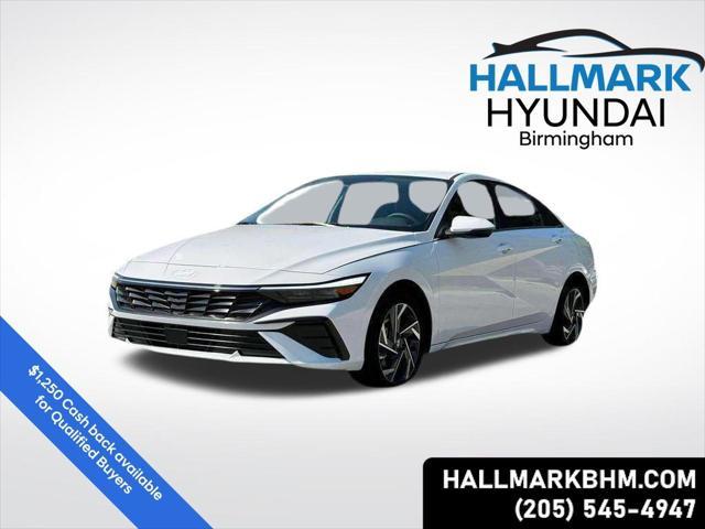 new 2025 Hyundai Elantra car, priced at $30,061
