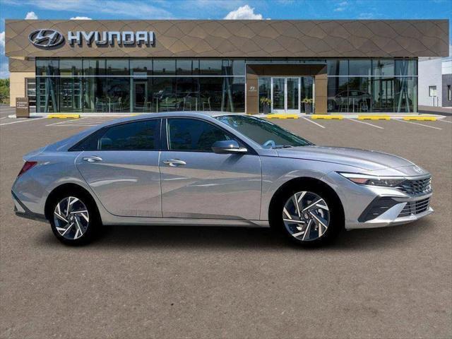 new 2025 Hyundai Elantra car, priced at $23,043