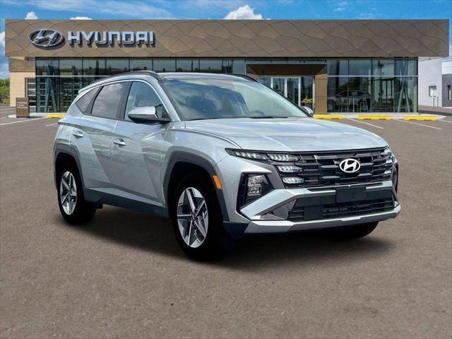 new 2025 Hyundai TUCSON Hybrid car, priced at $36,416