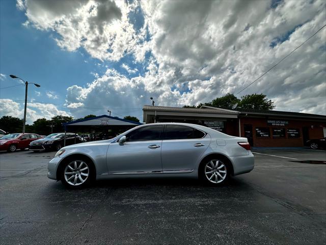 used 2007 Lexus LS 460 car, priced at $9,995