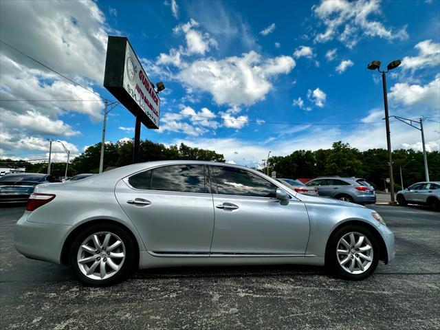 used 2007 Lexus LS 460 car, priced at $9,995