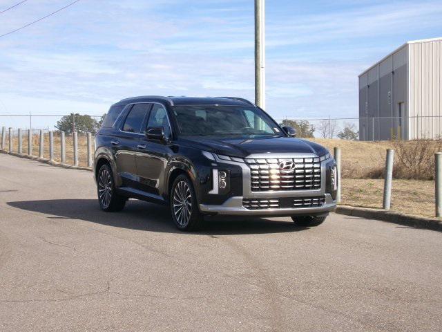 used 2023 Hyundai Palisade car, priced at $38,488