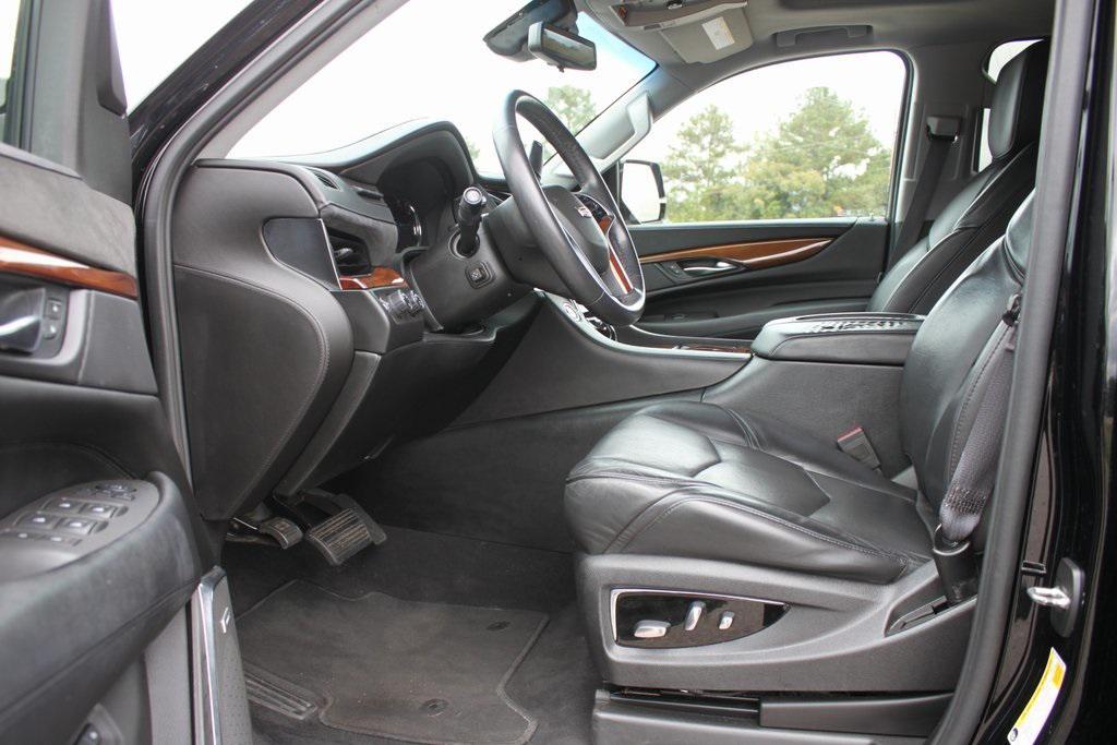 used 2017 Cadillac Escalade ESV car, priced at $22,981