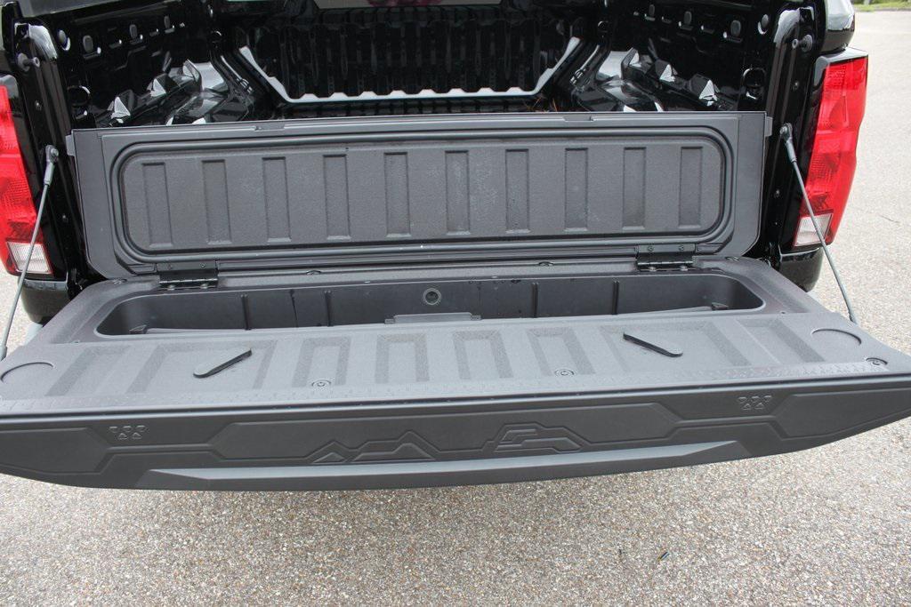 new 2026 Chevrolet Colorado car, priced at $42,800
