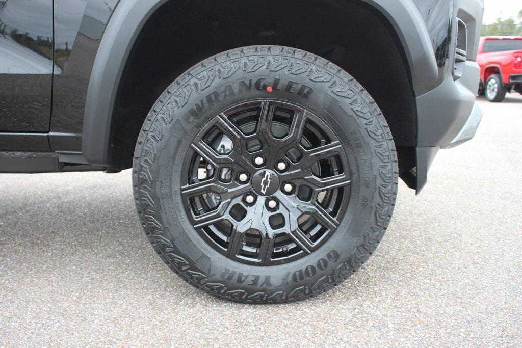 new 2026 Chevrolet Colorado car, priced at $42,800
