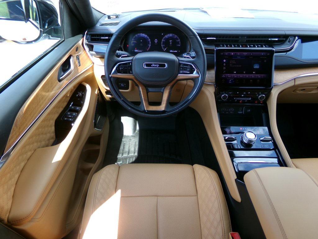 used 2025 Jeep Grand Cherokee L car, priced at $56,549