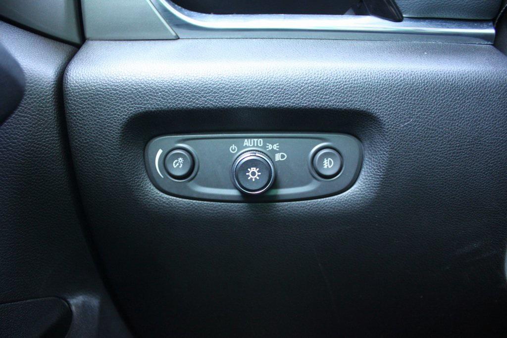 used 2018 Chevrolet Traverse car, priced at $15,569