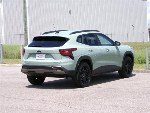 new 2025 Chevrolet Trax car, priced at $27,125