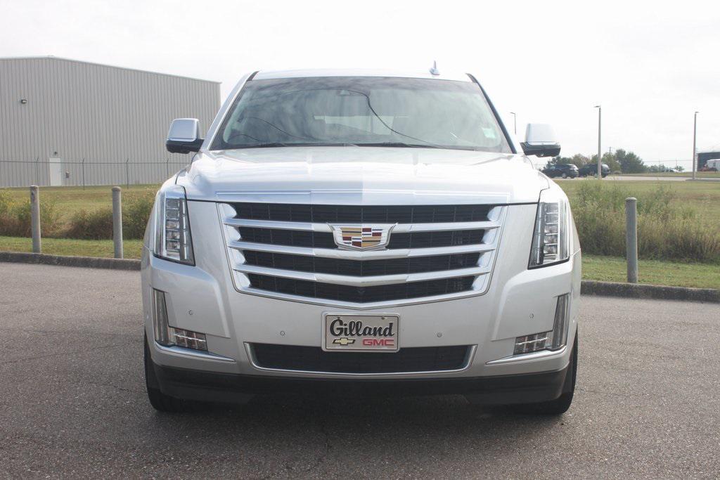 used 2018 Cadillac Escalade ESV car, priced at $27,581