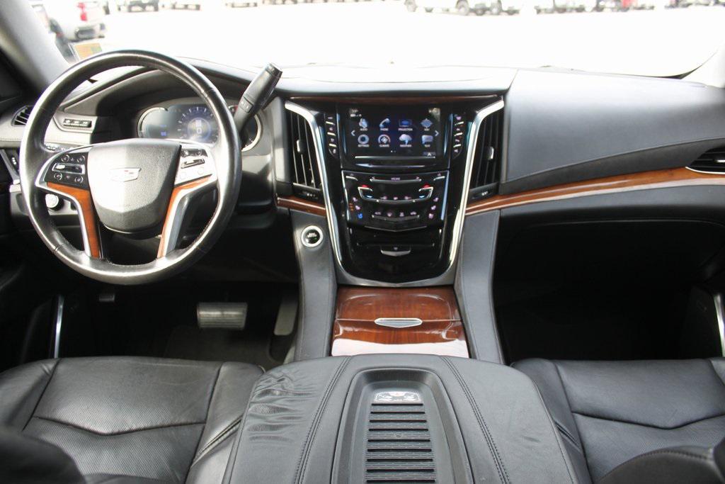 used 2018 Cadillac Escalade ESV car, priced at $27,581