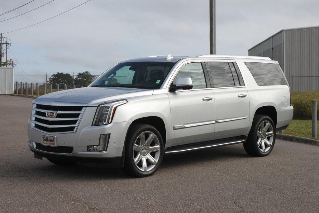 used 2018 Cadillac Escalade ESV car, priced at $27,581