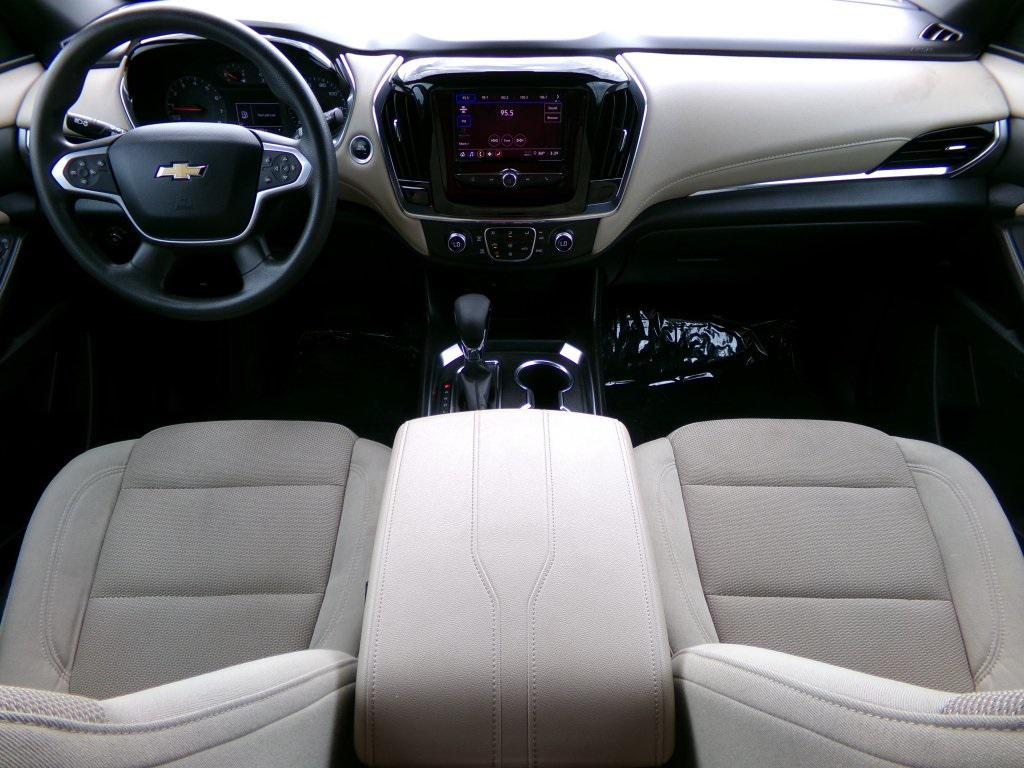 used 2023 Chevrolet Traverse car, priced at $25,281
