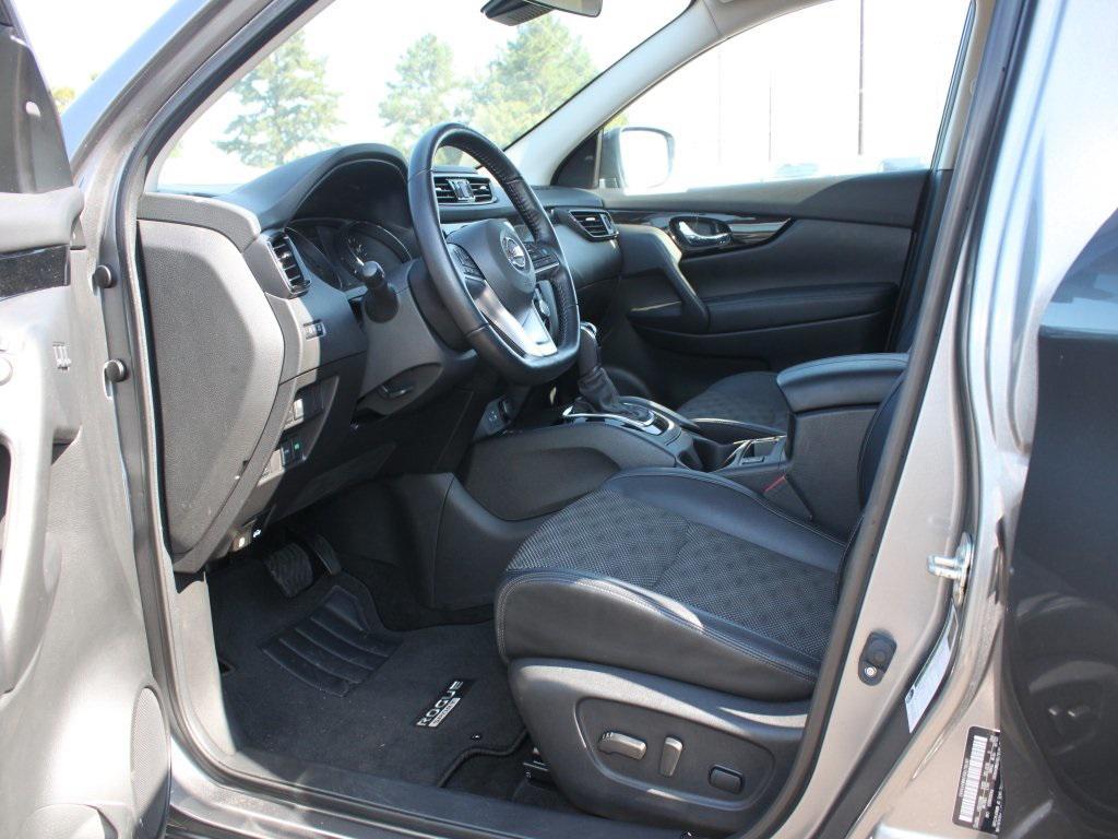 used 2022 Nissan Rogue Sport car, priced at $23,581
