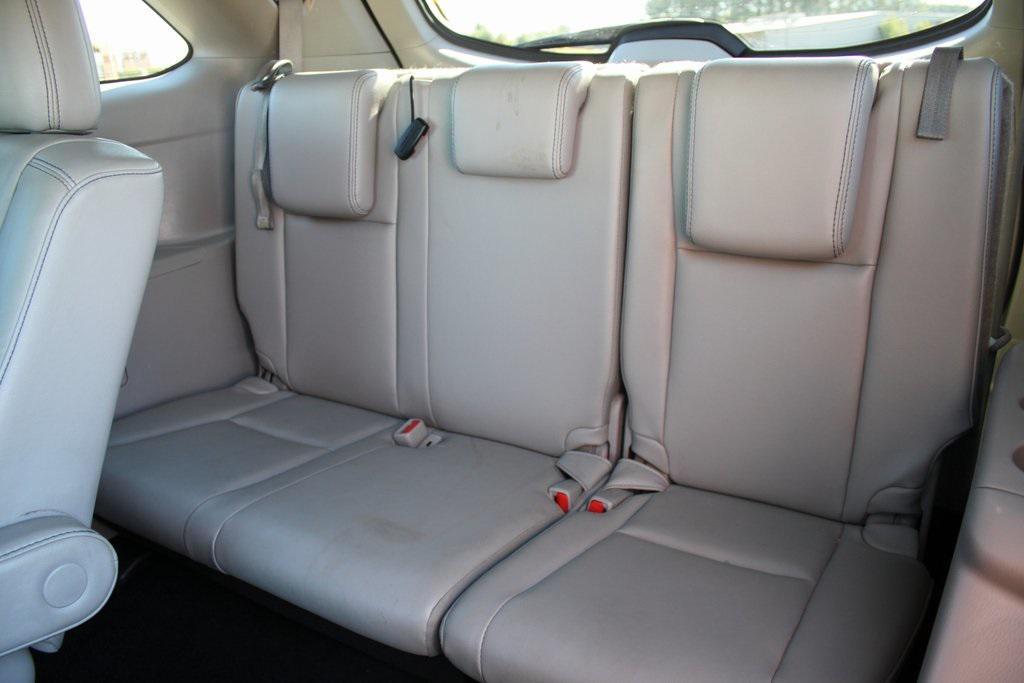 used 2018 Toyota Highlander car, priced at $18,981