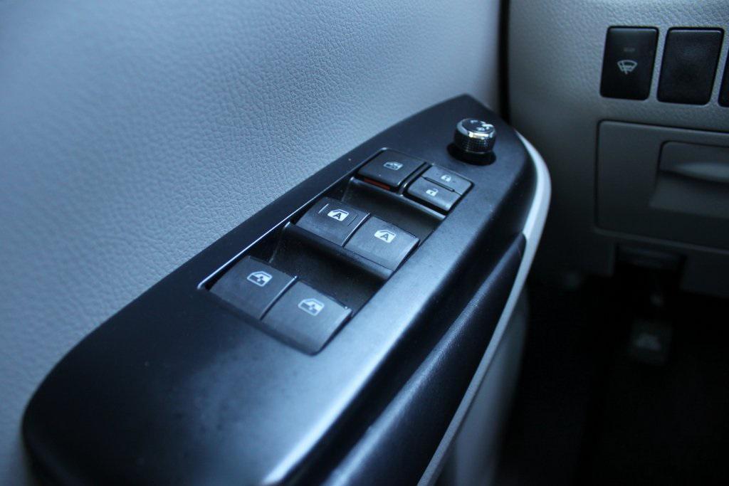 used 2018 Toyota Highlander car, priced at $18,981