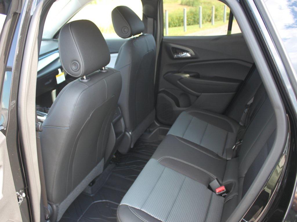 new 2025 Chevrolet Trax car, priced at $25,960