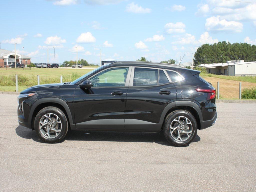 new 2025 Chevrolet Trax car, priced at $25,960
