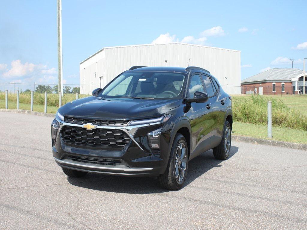 new 2025 Chevrolet Trax car, priced at $25,960