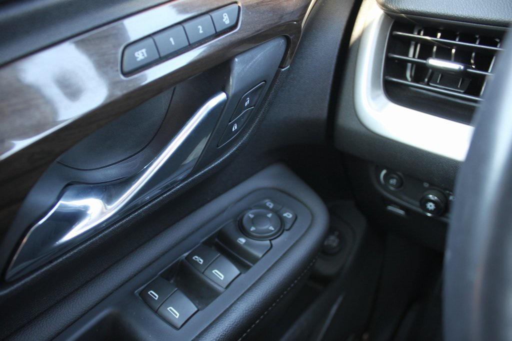 used 2020 GMC Terrain car, priced at $25,981