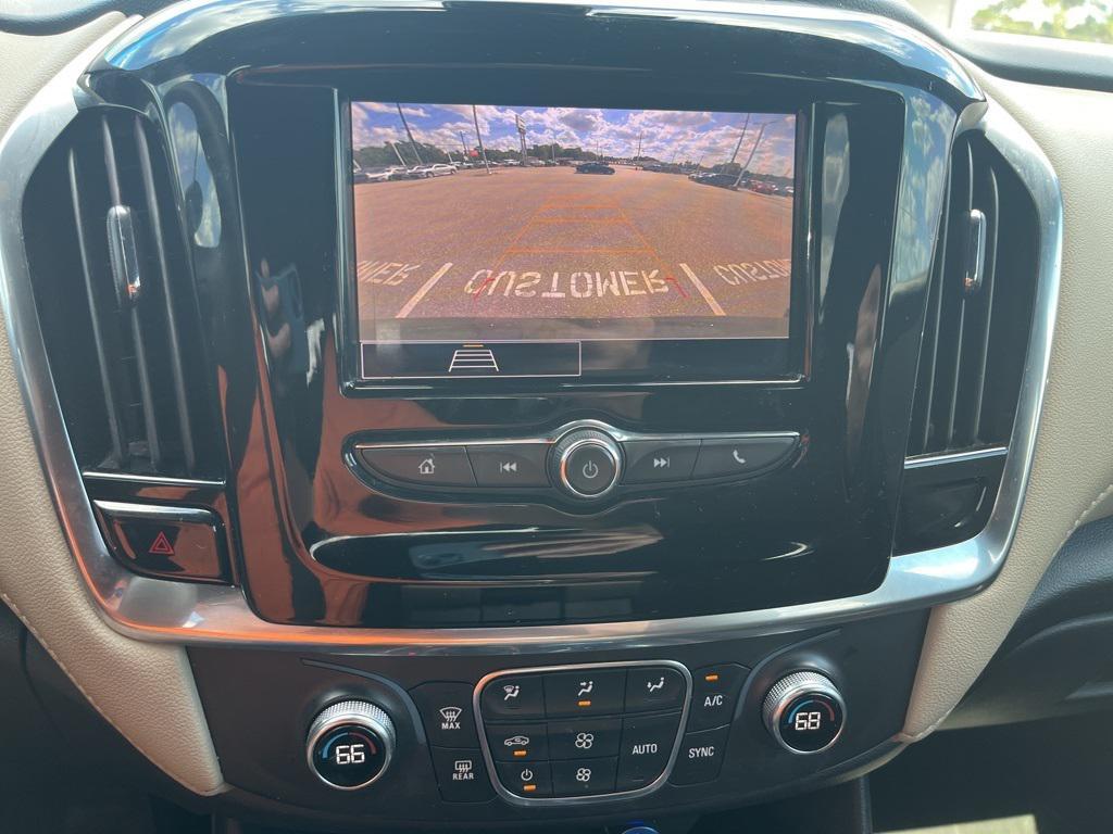 used 2023 Chevrolet Traverse car, priced at $22,981